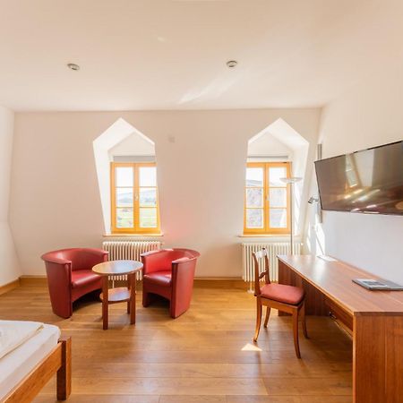 Biohotel Stiftsgut Wilhelmsgluecksbrunn Creuzburg Extérieur photo