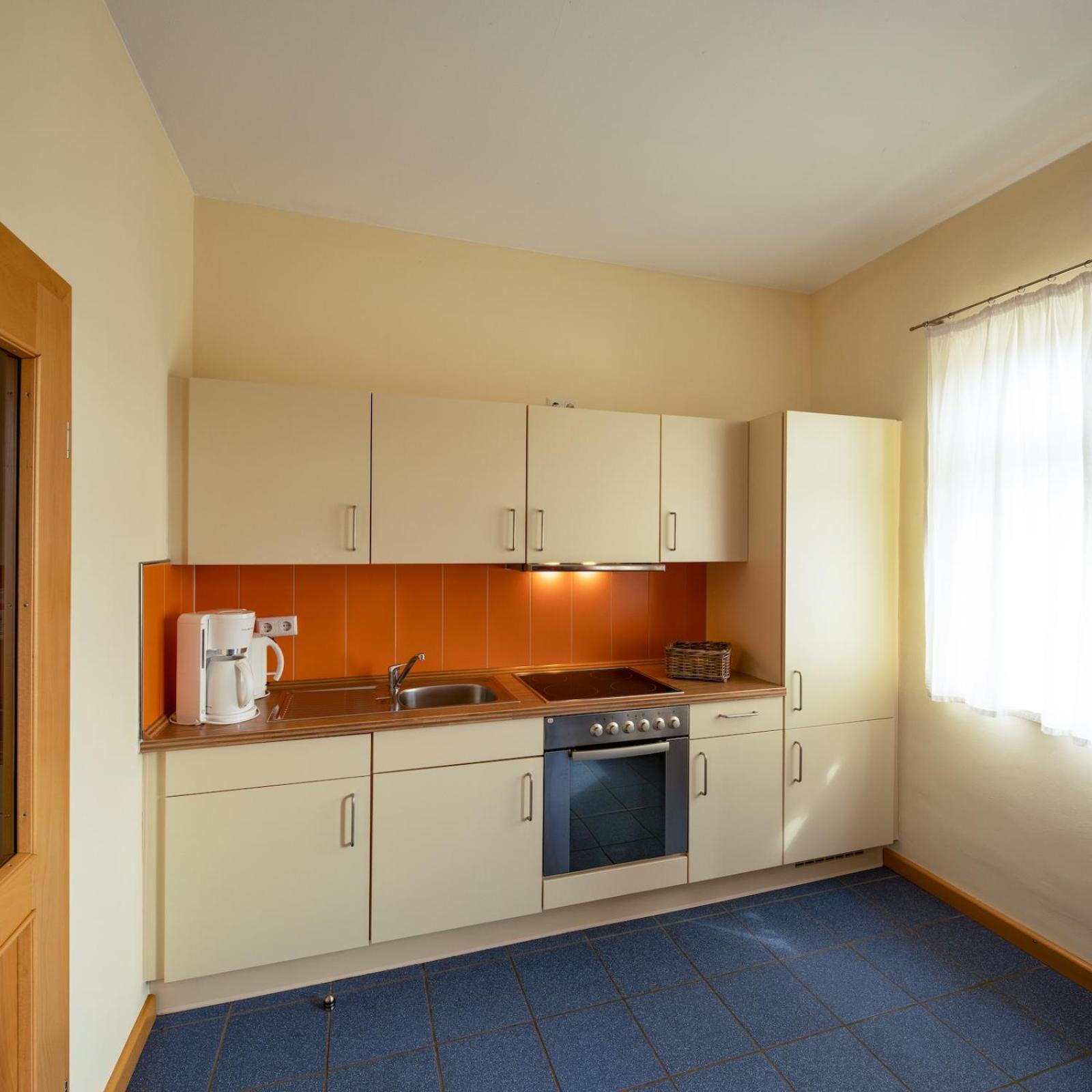 Biohotel Stiftsgut Wilhelmsgluecksbrunn Creuzburg Extérieur photo