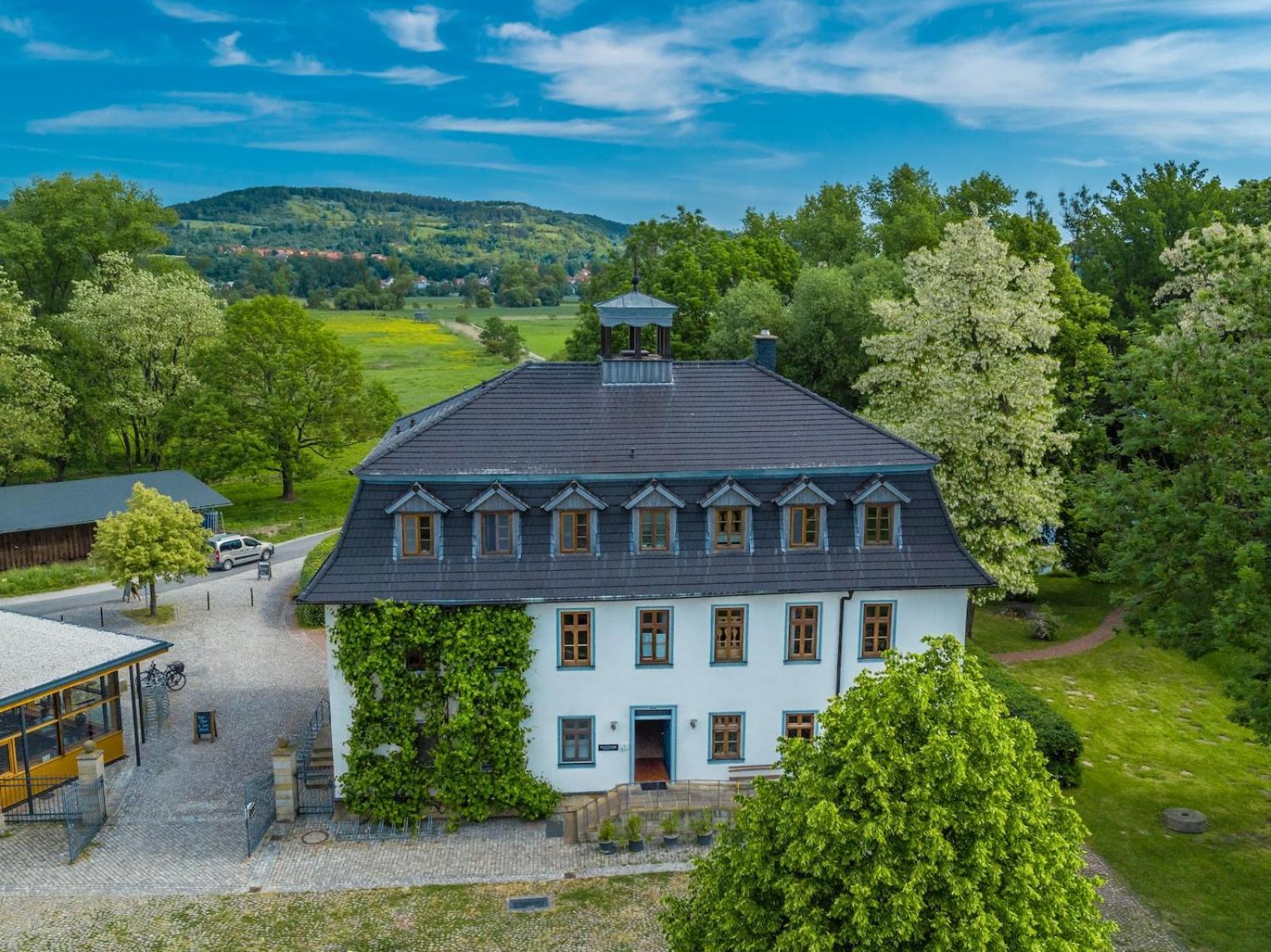 Biohotel Stiftsgut Wilhelmsgluecksbrunn Creuzburg Extérieur photo